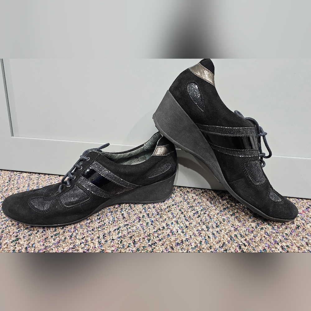 Staccato Women's Black Shoe Size 40